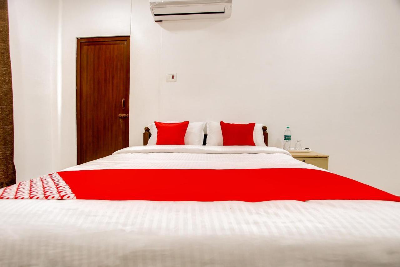 Oyo 69625 Mayuraa Residency Hotel Kumbakonam Exterior foto